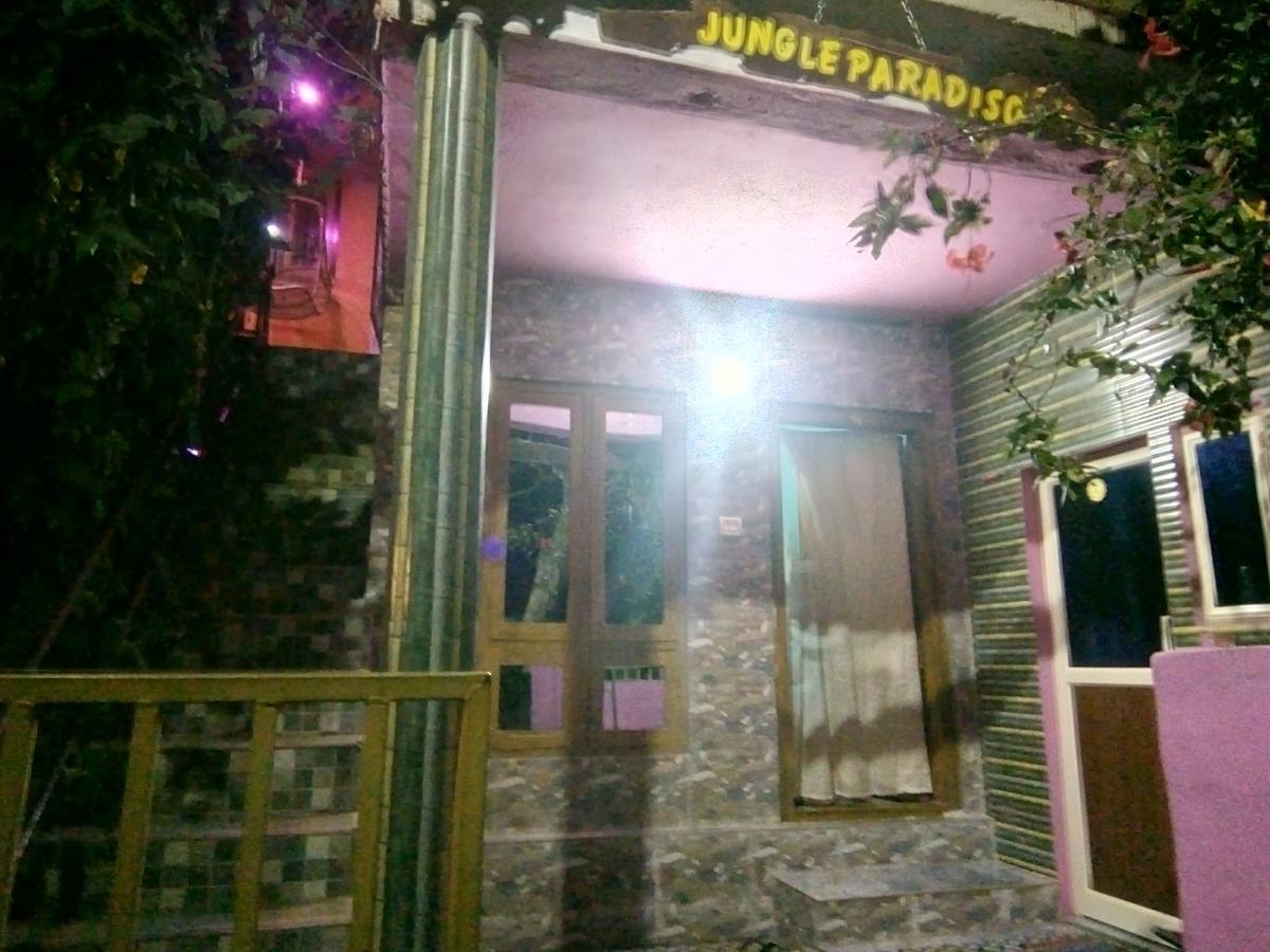 Jungleparadiso Homestay Thekkady Buitenkant foto